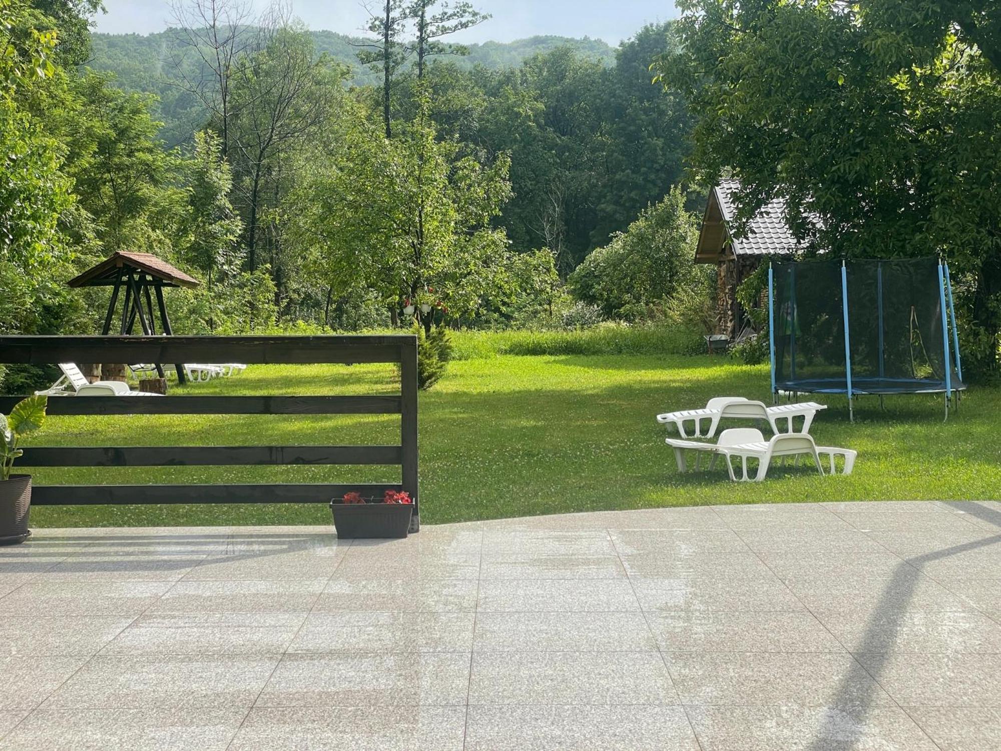 Din Natura Varbilau Exteriér fotografie